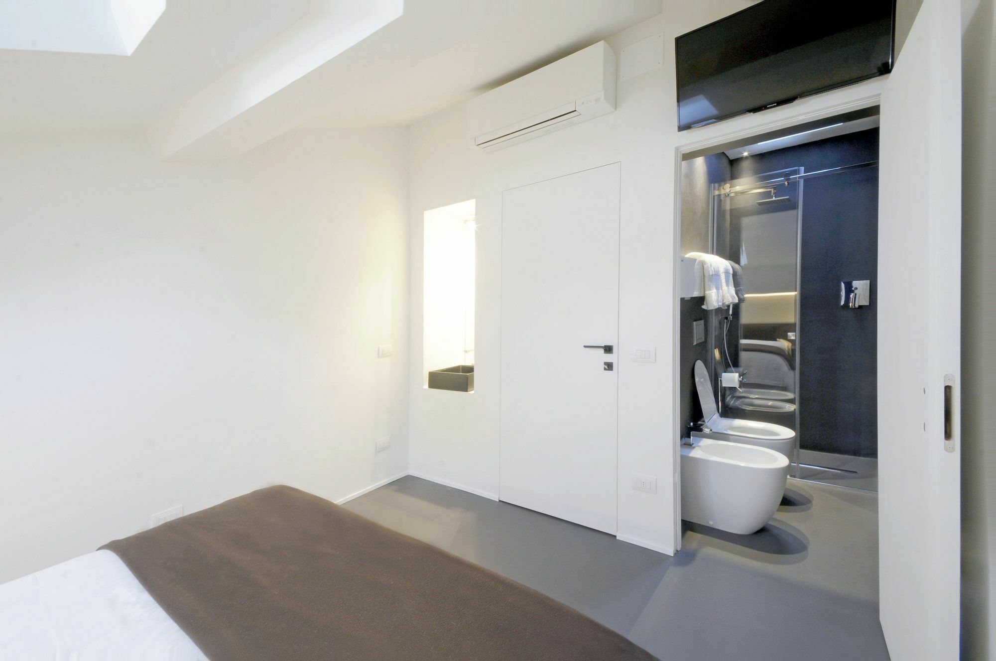 Emilia Suite Design Modena Exterior foto